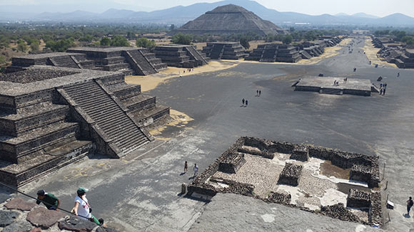 View from the top of the Pyramid of the Moon